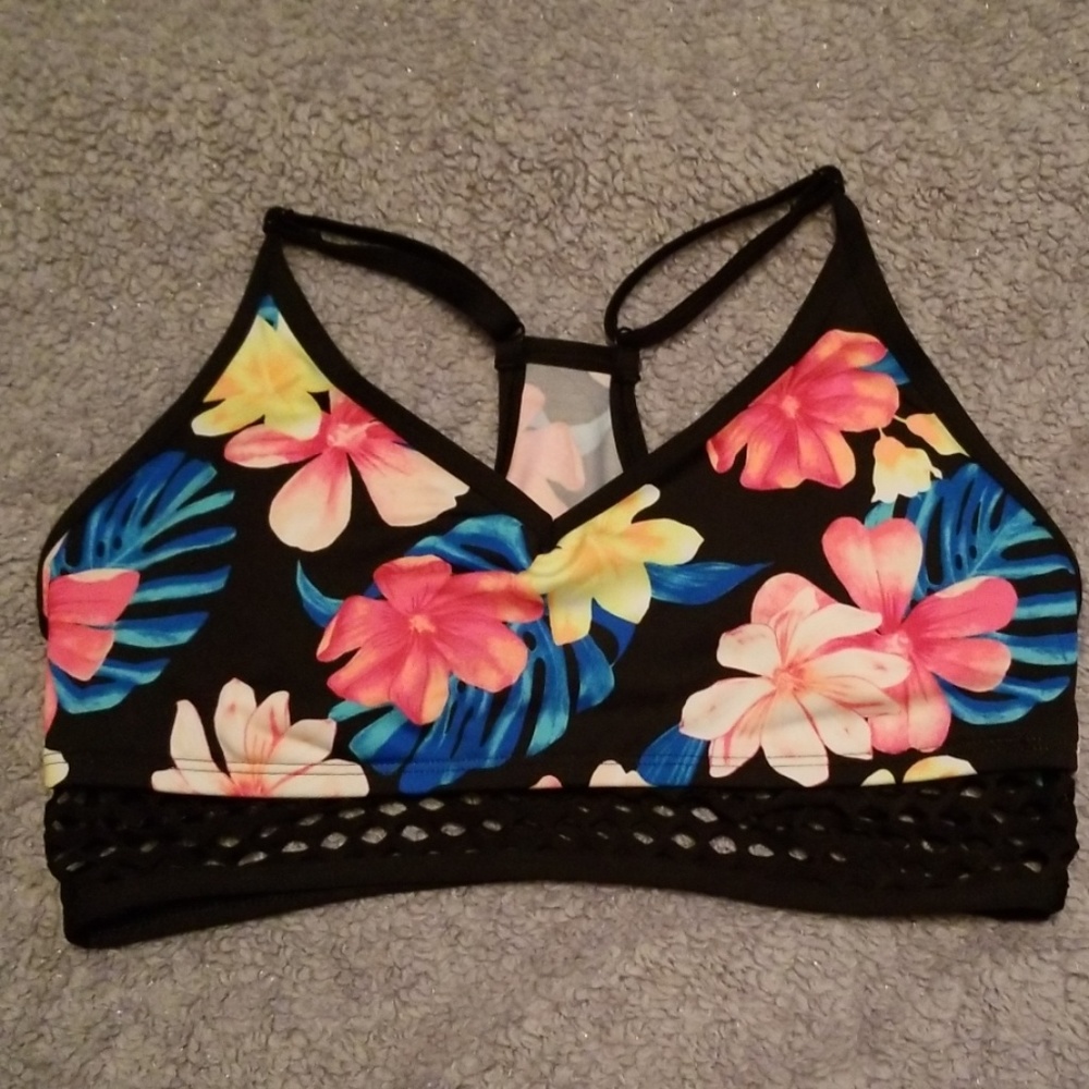 🗯🗯**NWOT** Victoria's Secret Sports Bra